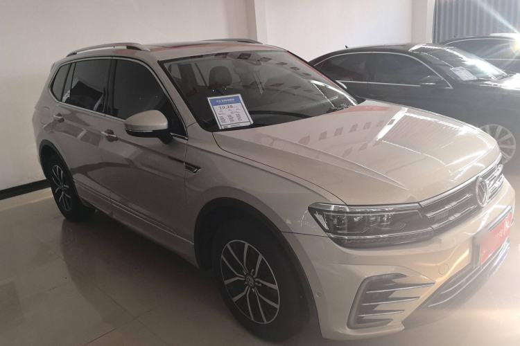 Used Volkswagen Tiguan L New Energy 2019 430 PHEV Hybrid Flagship Model Front Right 45 Deg