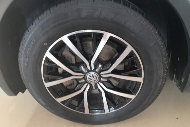 Used Volkswagen Tiguan L New Energy 2019 430 PHEV Hybrid Flagship Model Left Front Wheel Hub