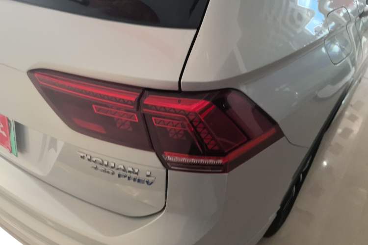 Used Volkswagen Tiguan L New Energy 2019 430 PHEV Hybrid Flagship Model Right Rear Taillight