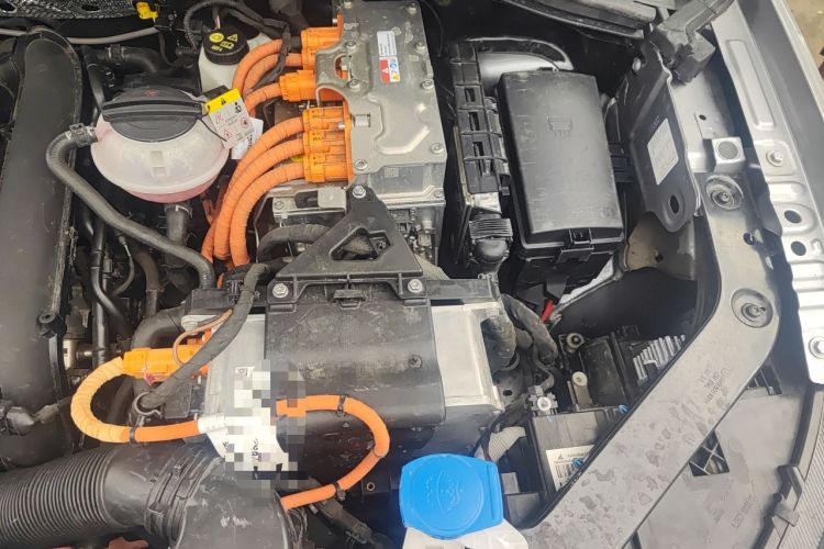 Used Volkswagen Tiguan L New Energy 2023 430 PHEV Plug-in Hybrid Flagship Edition Engine Bay Left