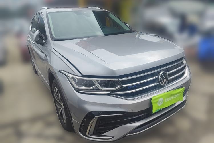 Used Volkswagen Tiguan L New Energy 2023 430 PHEV Plug-in Hybrid Flagship Edition Front Right 45 Deg