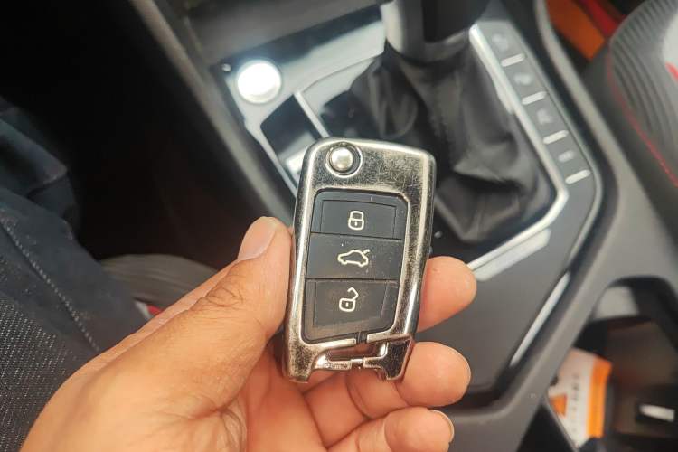 Used Volkswagen Tiguan L New Energy 2023 430 PHEV Plug-in Hybrid Flagship Edition Vehicle Key