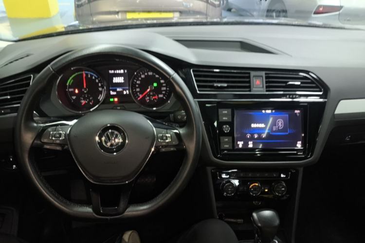 Used Volkswagen Tiguan L New Energy 2019 430 PHEV Hybrid Luxury Edition Center Console