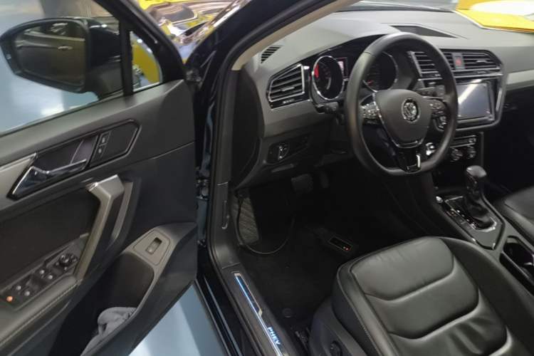 Used Volkswagen Tiguan L New Energy 2019 430 PHEV Hybrid Luxury Edition Driver Seat