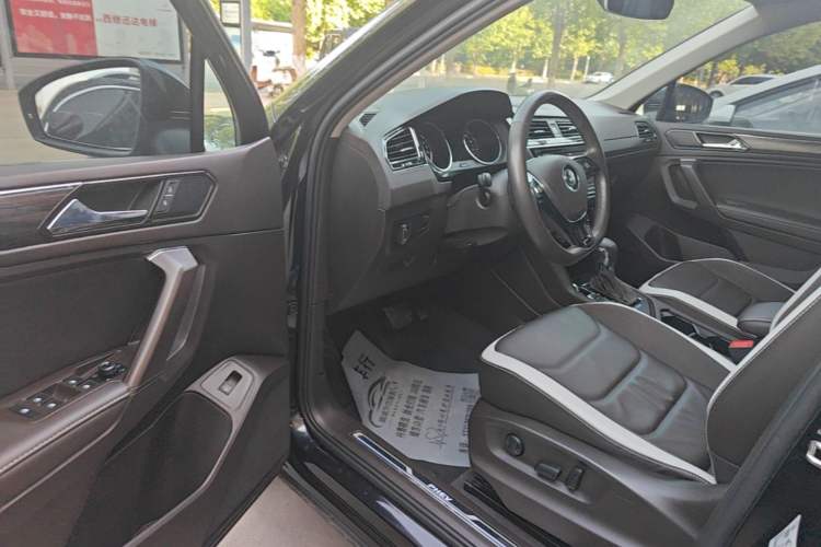 Used Volkswagen Tiguan L New Energy 2019 430 PHEV Hybrid Luxury Edition Driver Seat