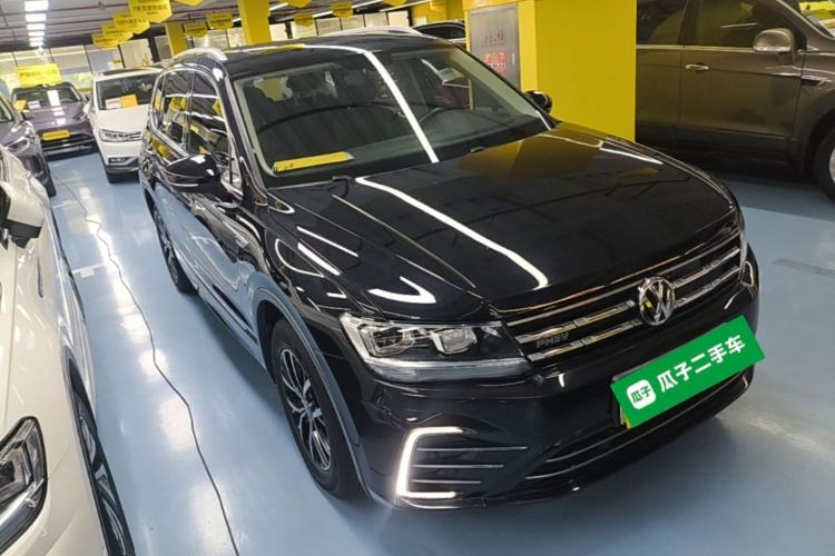 Used Volkswagen Tiguan L New Energy 2019 430 PHEV Hybrid Luxury Edition Front Right 45 Deg