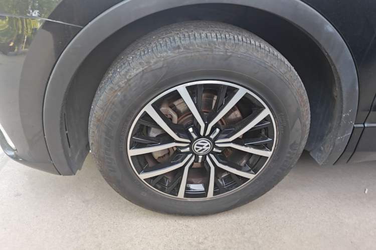 Used Volkswagen Tiguan L New Energy 2019 430 PHEV Hybrid Luxury Edition Left Front Wheel Hub