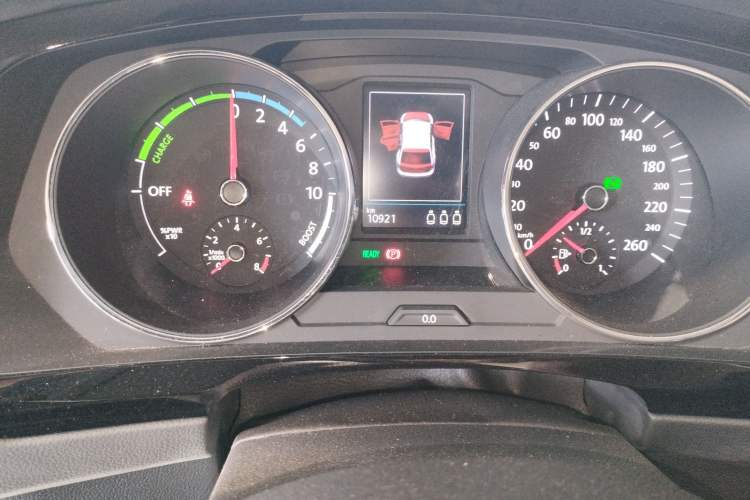 Used Volkswagen Tiguan L New Energy 2019 430 PHEV Hybrid Flagship Model Odometer Close Up