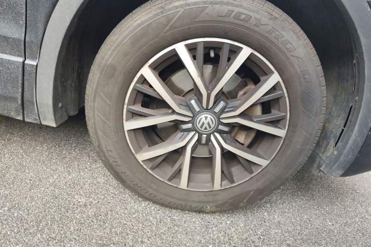Used Volkswagen Tiguan L New Energy 2019 430 PHEV Hybrid Flagship Model Right Front Wheel Hub