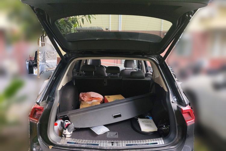 Used Volkswagen Tiguan L New Energy 2019 430 PHEV Hybrid Flagship Model Trunk