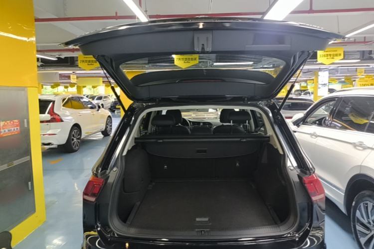 Used Volkswagen Tiguan L New Energy 2019 430 PHEV Hybrid Luxury Edition Trunk