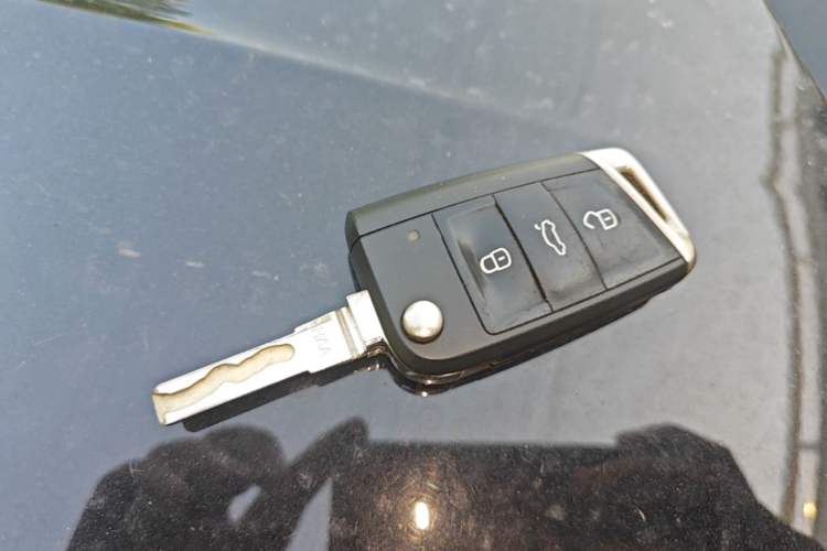 Used Volkswagen Tiguan L New Energy 2019 430 PHEV Hybrid Luxury Edition Vehicle Key