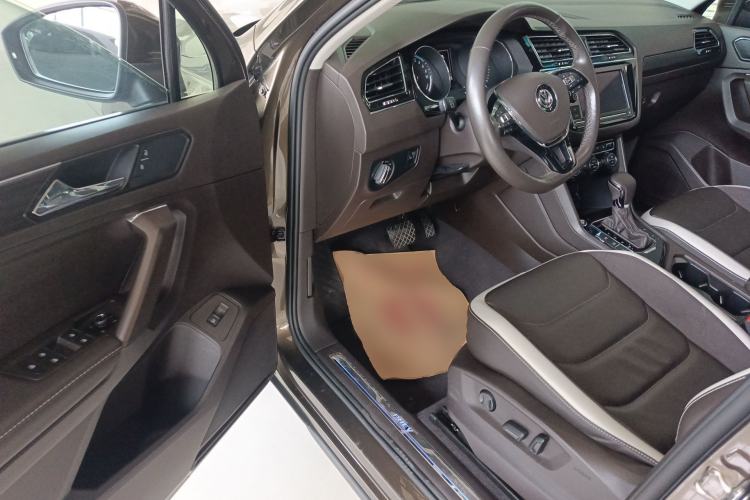 Used Volkswagen Tiguan L New Energy 2019 430 PHEV Hybrid Luxury Edition Driver Seat