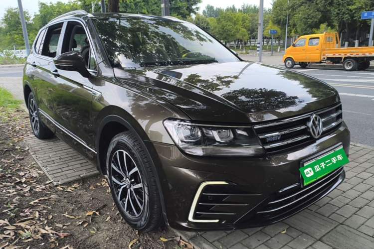 Used Volkswagen Tiguan L New Energy 2019 430 PHEV Hybrid Luxury Edition Front Right 45 Deg