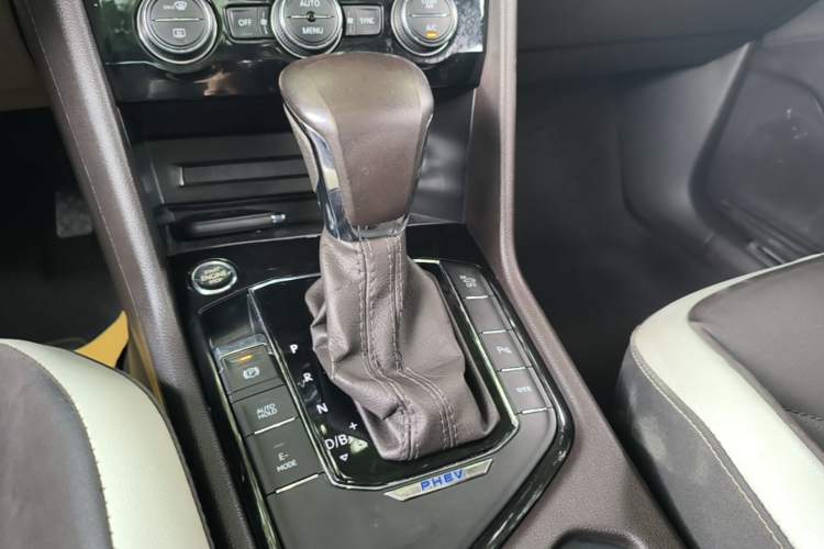Used Volkswagen Tiguan L New Energy 2019 430 PHEV Hybrid Luxury Edition Gear Lever