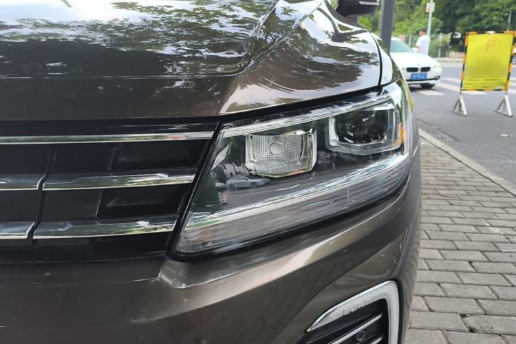Used Volkswagen Tiguan L New Energy 2019 430 PHEV Hybrid Luxury Edition Left Front Headlight