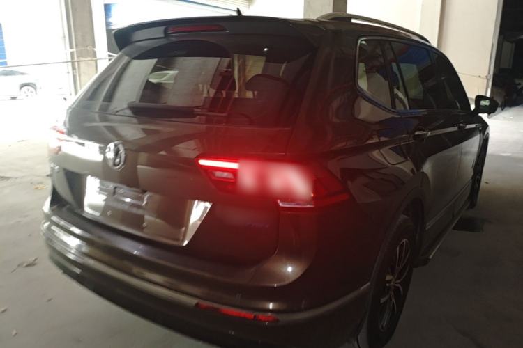 Used Volkswagen Tiguan L New Energy 2019 430 PHEV Hybrid Luxury Edition Rear Right 45 Deg