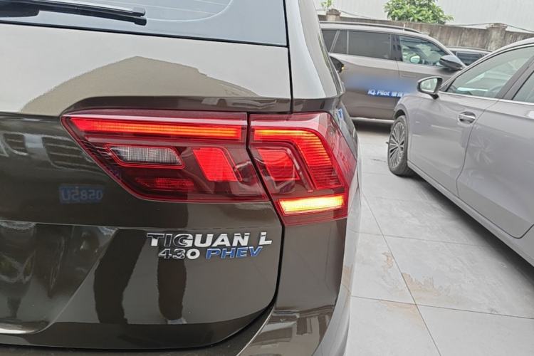 Used Volkswagen Tiguan L New Energy 2019 430 PHEV Hybrid Luxury Edition Right Rear Taillight