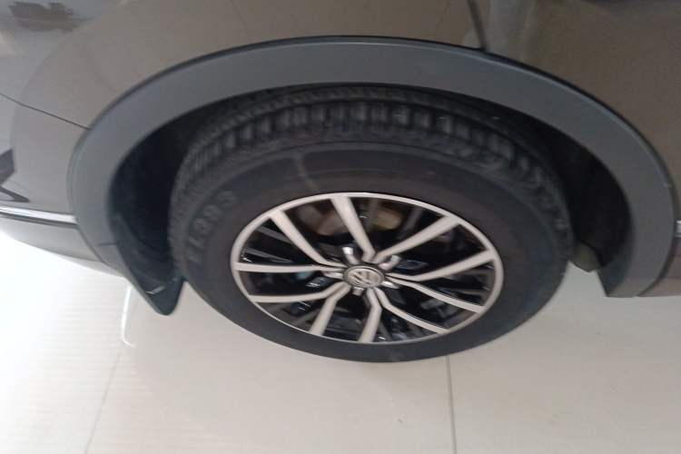 Used Volkswagen Tiguan L New Energy 2019 430 PHEV Hybrid Luxury Edition Right Rear Wheel Hub