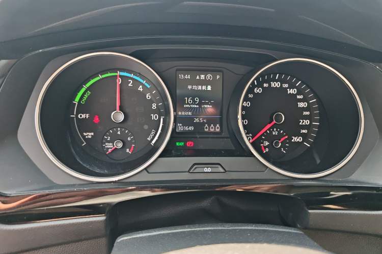 Used Volkswagen Tiguan L New Energy 2019 430 PHEV Hybrid Flagship Model Odometer Close Up
