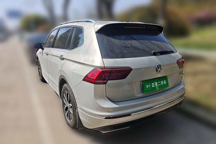 Used Volkswagen Tiguan L New Energy 2019 430 PHEV Hybrid Flagship Model Rear Left 45 Deg
