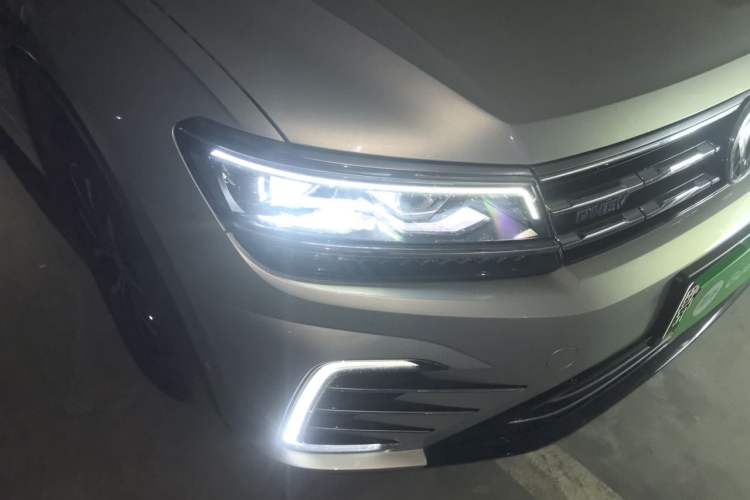 Used Volkswagen Tiguan L New Energy 2019 430 PHEV Hybrid Flagship Model Right Front Headlight