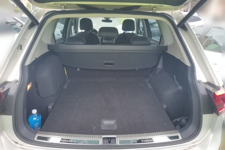 Used Volkswagen Tiguan L New Energy 2019 430 PHEV Hybrid Flagship Model Trunk