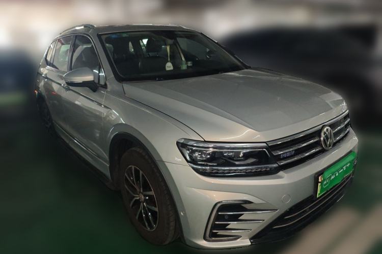 Used Volkswagen Tiguan L New Energy 2019 430 PHEV Hybrid Flagship Model Front Right 45 Deg