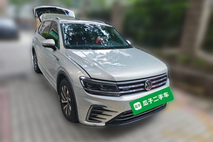 Used Volkswagen Tiguan L New Energy 2019 430 PHEV Hybrid Flagship Model Front Right 45 Deg