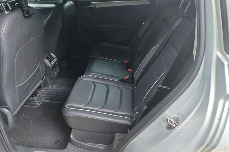 Used Volkswagen Tiguan L New Energy 2019 430 PHEV Hybrid Flagship Model Left Rear Seat