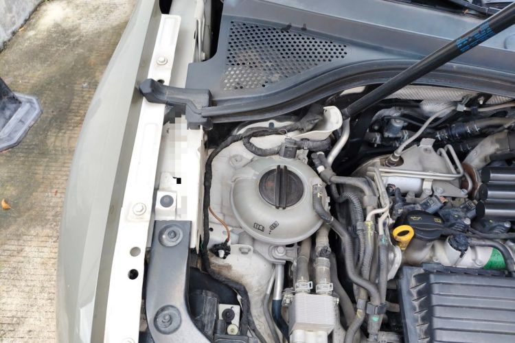 Used Volkswagen Tiguan L New Energy 2019 430 PHEV Hybrid Flagship Model Engine Bay Right
