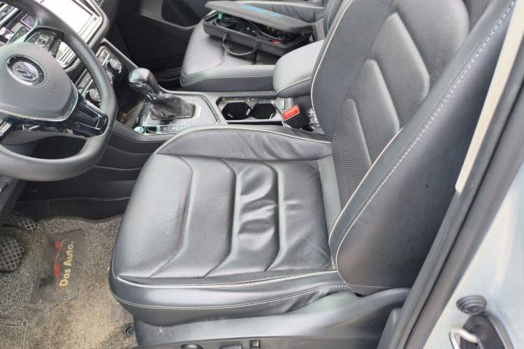 Used Volkswagen Tiguan L New Energy 2019 430 PHEV Hybrid Flagship Model Left Front Seat