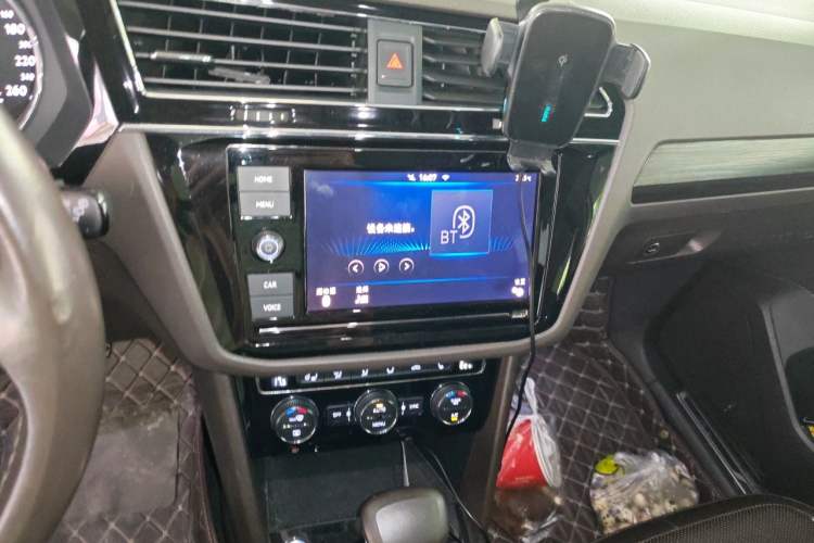 Used Volkswagen Tiguan L New Energy 2019 430 PHEV Hybrid Flagship Model Audio And AC Panel