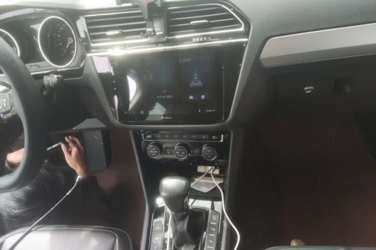 Used Volkswagen Tiguan L New Energy 2019 430 PHEV Hybrid Flagship Model Audio And AC Panel