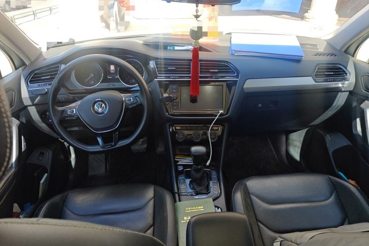 Used Volkswagen Tiguan L New Energy 2019 430 PHEV Hybrid Luxury Edition Center Console