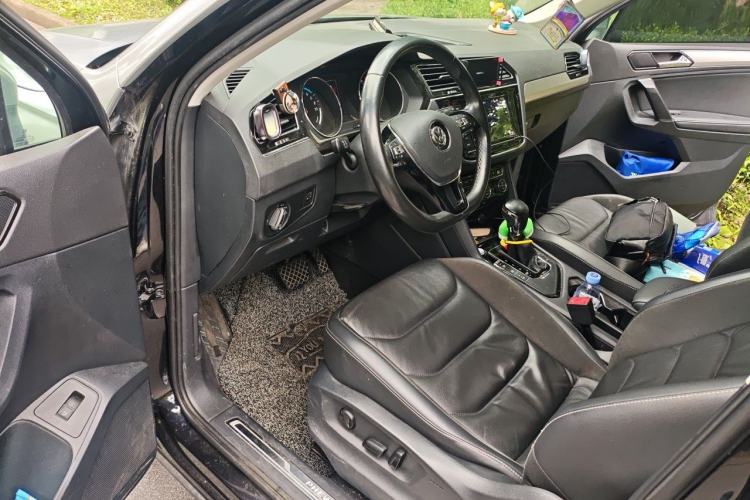 Used Volkswagen Tiguan L New Energy 2019 430 PHEV Hybrid Luxury Edition Driver Seat