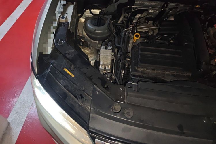 Used Volkswagen Tiguan L New Energy 2019 430 PHEV Hybrid Luxury Edition Engine Bay Right