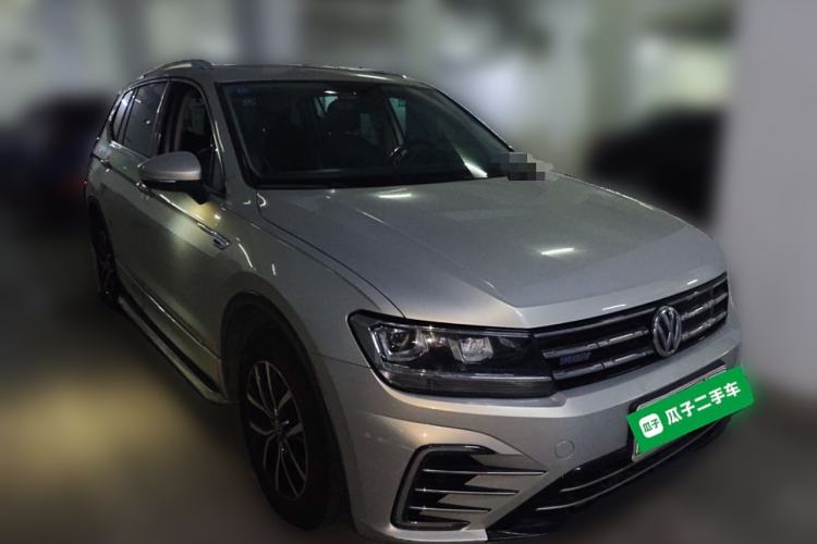 Used Volkswagen Tiguan L New Energy 2019 430 PHEV Hybrid Luxury Edition Front Right 45 Deg
