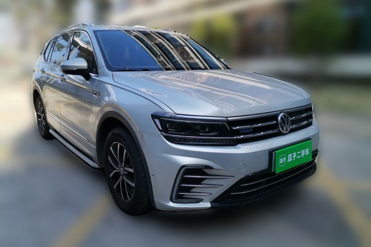 Used Volkswagen Tiguan L New Energy 2019 430 PHEV Hybrid Flagship Model Front Right 45 Deg