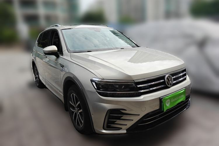 Used Volkswagen Tiguan L New Energy 2019 430 PHEV Hybrid Flagship Model Front Right 45 Deg