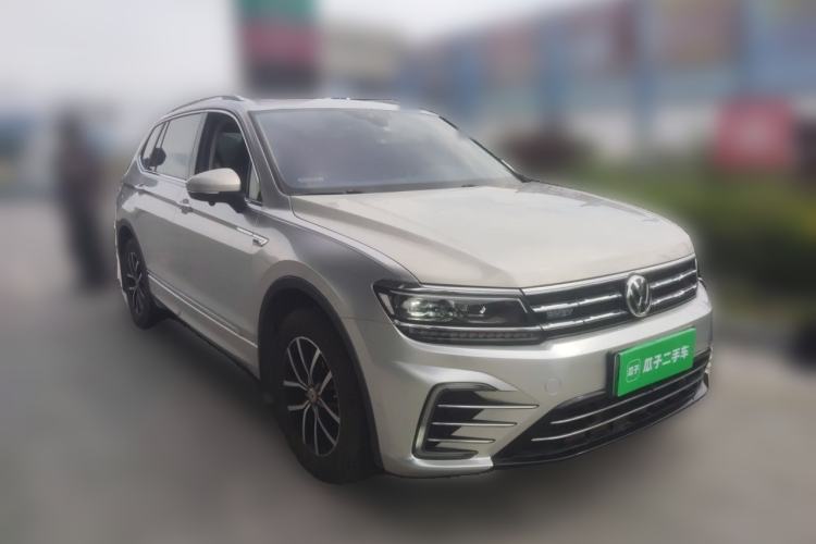 Used Volkswagen Tiguan L New Energy 2019 430 PHEV Hybrid Flagship Model Front Right 45 Deg