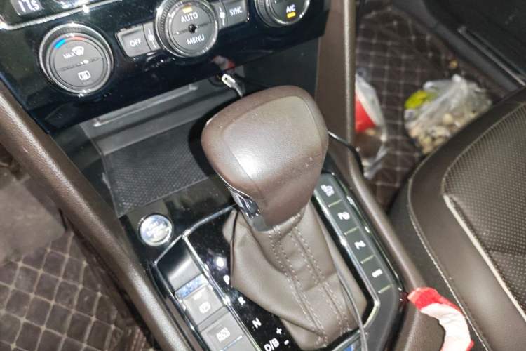 Used Volkswagen Tiguan L New Energy 2019 430 PHEV Hybrid Flagship Model Gear Lever