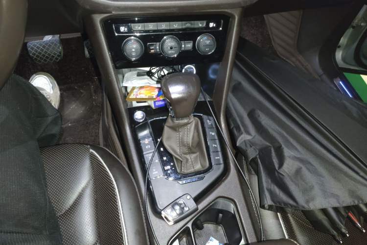 Used Volkswagen Tiguan L New Energy 2019 430 PHEV Hybrid Flagship Model Gear Lever