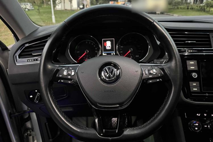 Used Volkswagen Tiguan L New Energy 2019 430 PHEV Hybrid Flagship Model Interior 10