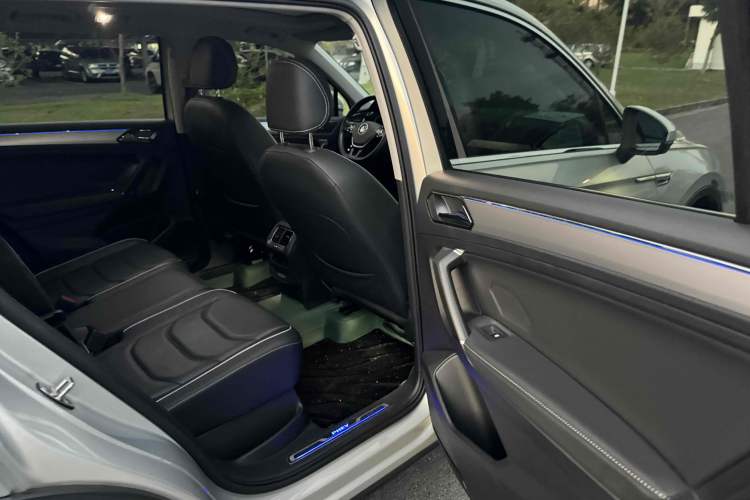 Used Volkswagen Tiguan L New Energy 2019 430 PHEV Hybrid Flagship Model Interior 3