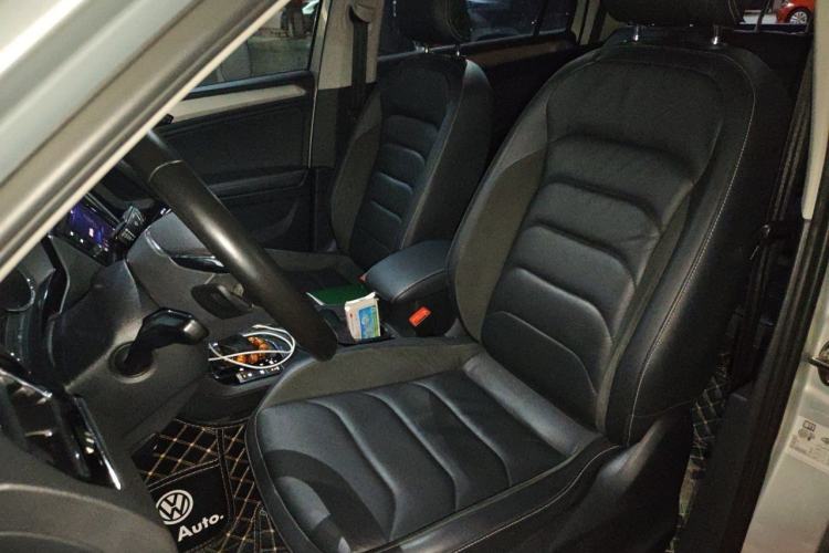 Used Volkswagen Tiguan L New Energy 2019 430 PHEV Hybrid Luxury Edition Left Front Seat