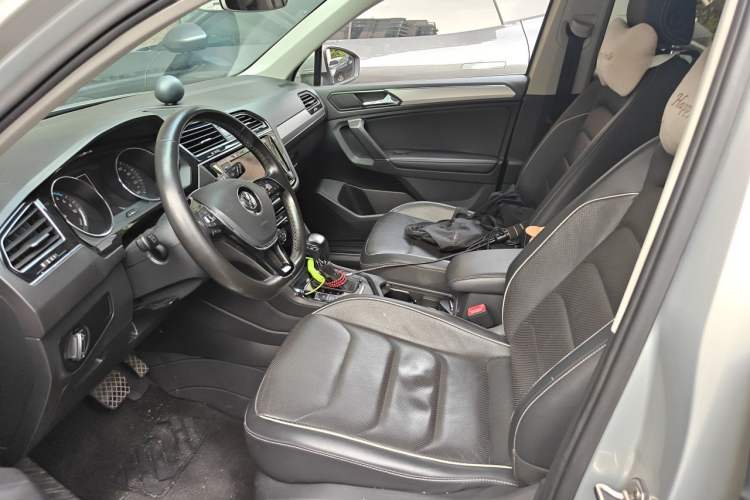 Used Volkswagen Tiguan L New Energy 2019 430 PHEV Hybrid Flagship Model Left Front Seat