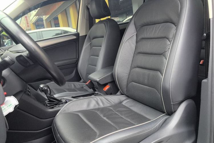 Used Volkswagen Tiguan L New Energy 2019 430 PHEV Hybrid Flagship Model Left Front Seat