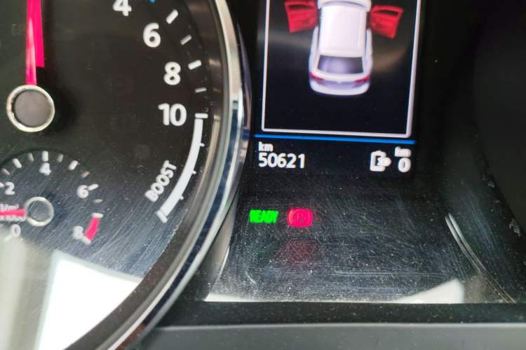 Used Volkswagen Tiguan L New Energy 2019 430 PHEV Hybrid Flagship Model Odometer Close Up