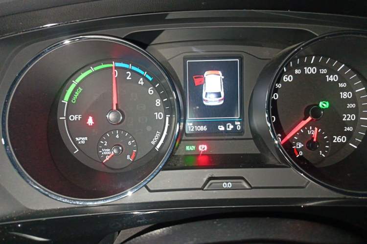 Used Volkswagen Tiguan L New Energy 2019 430 PHEV Hybrid Flagship Model Odometer Close Up